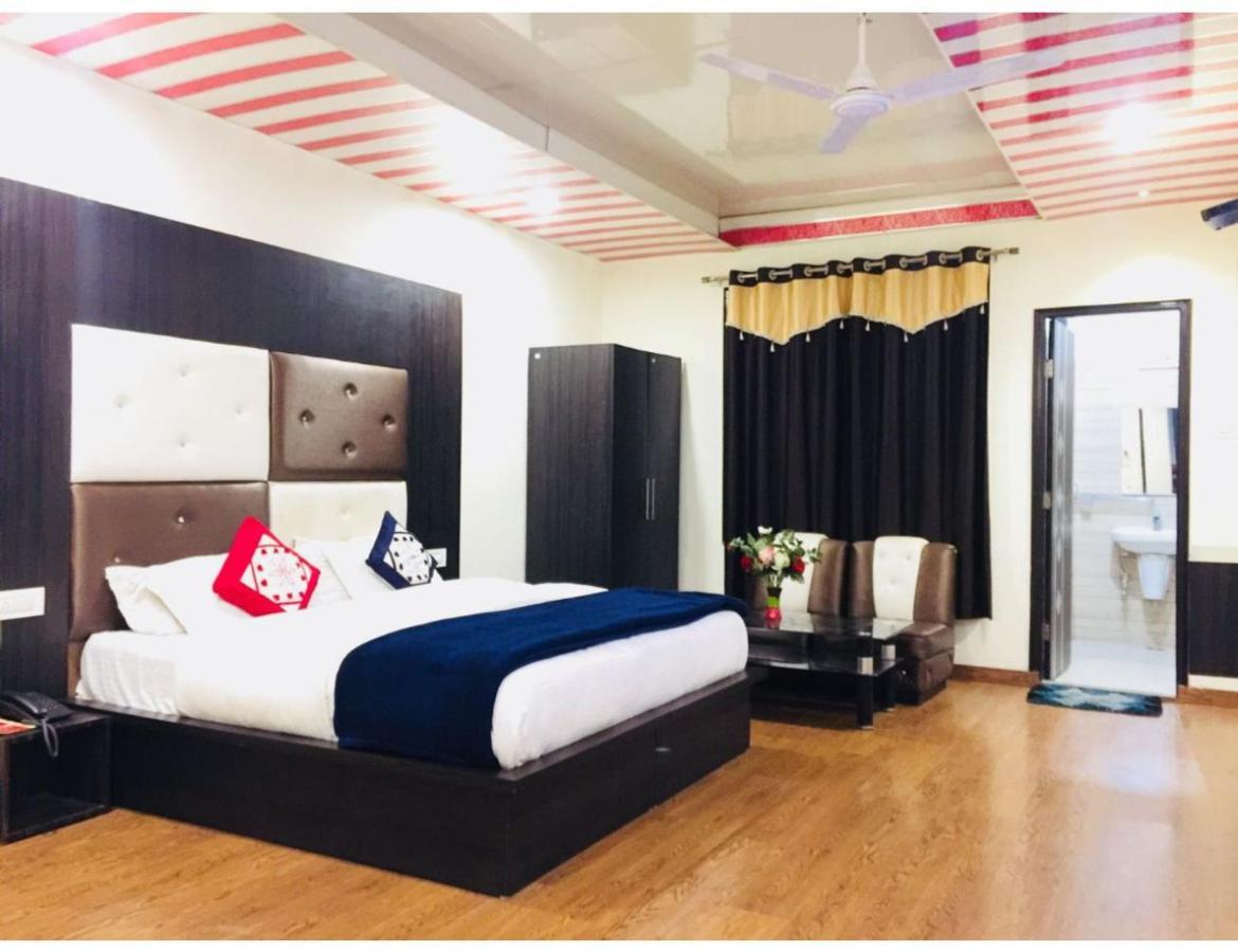 Hotel Dalhousie Grand Banikhet Экстерьер фото